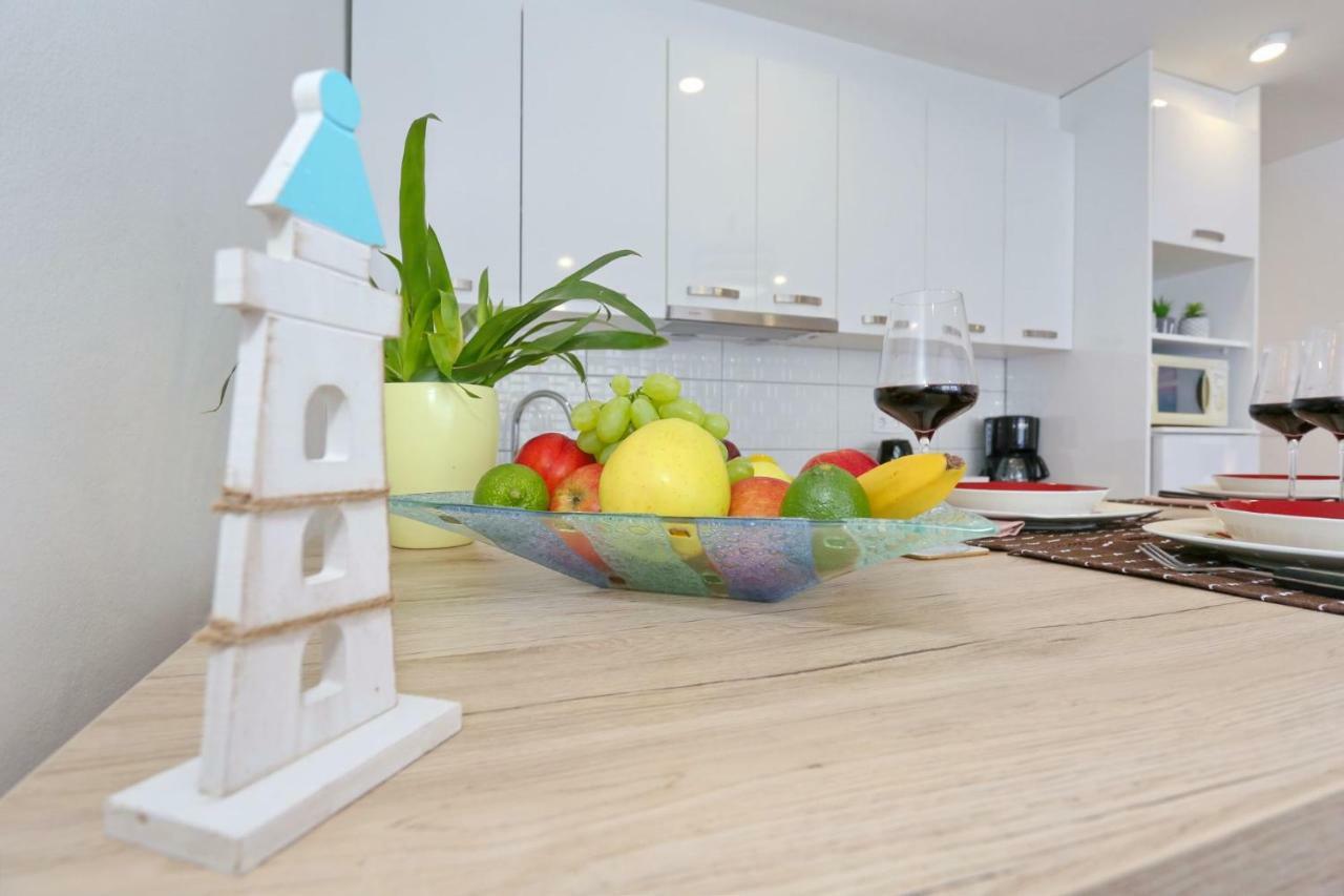 Two New Apartments By The Town Center ザダル エクステリア 写真